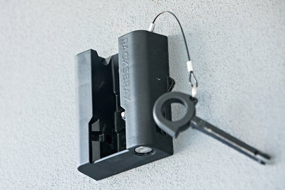 HD Lockable Wall Mount (8161)