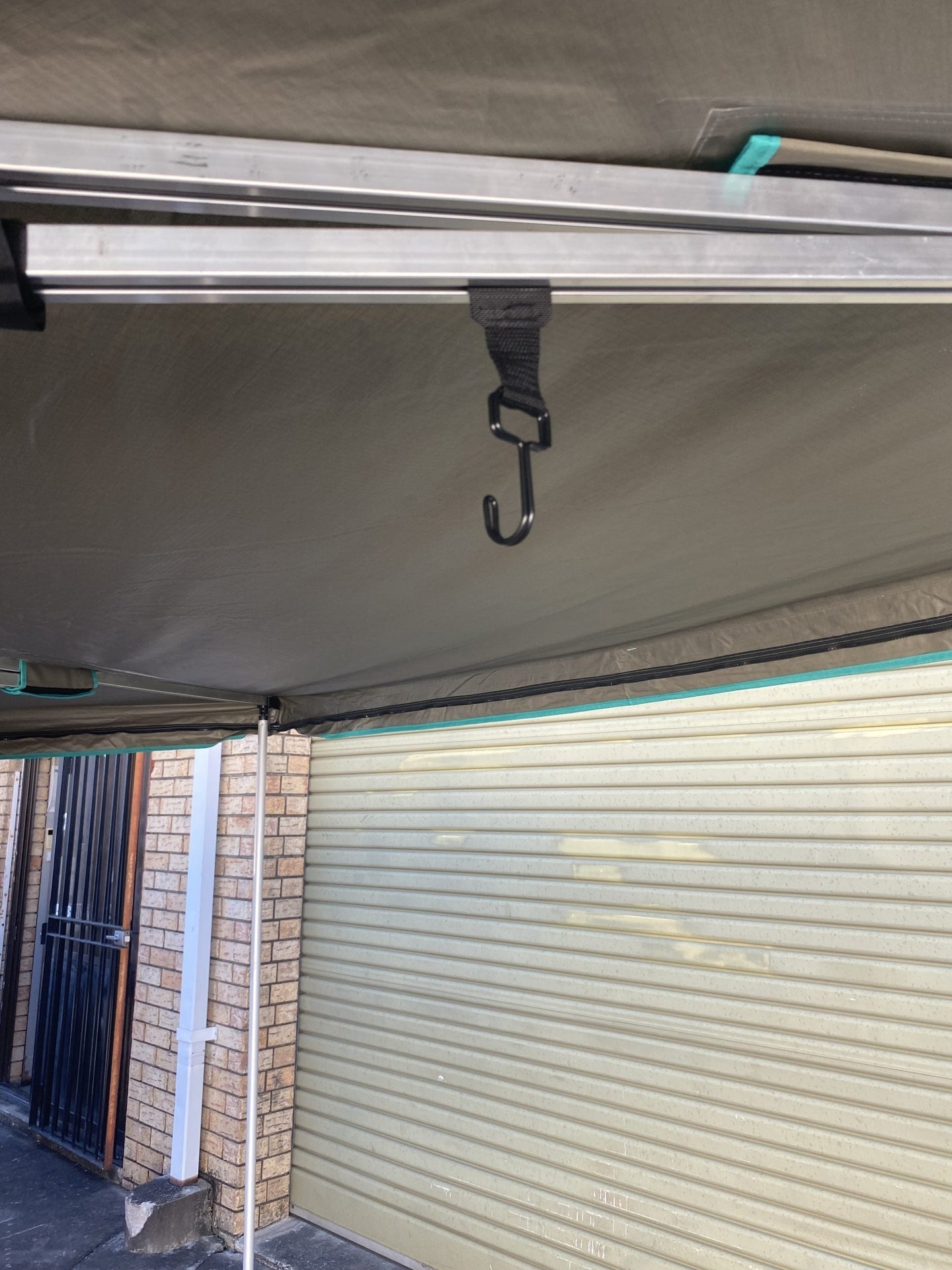 Awning Hooks  Set Of 3 (30sec-Ah)